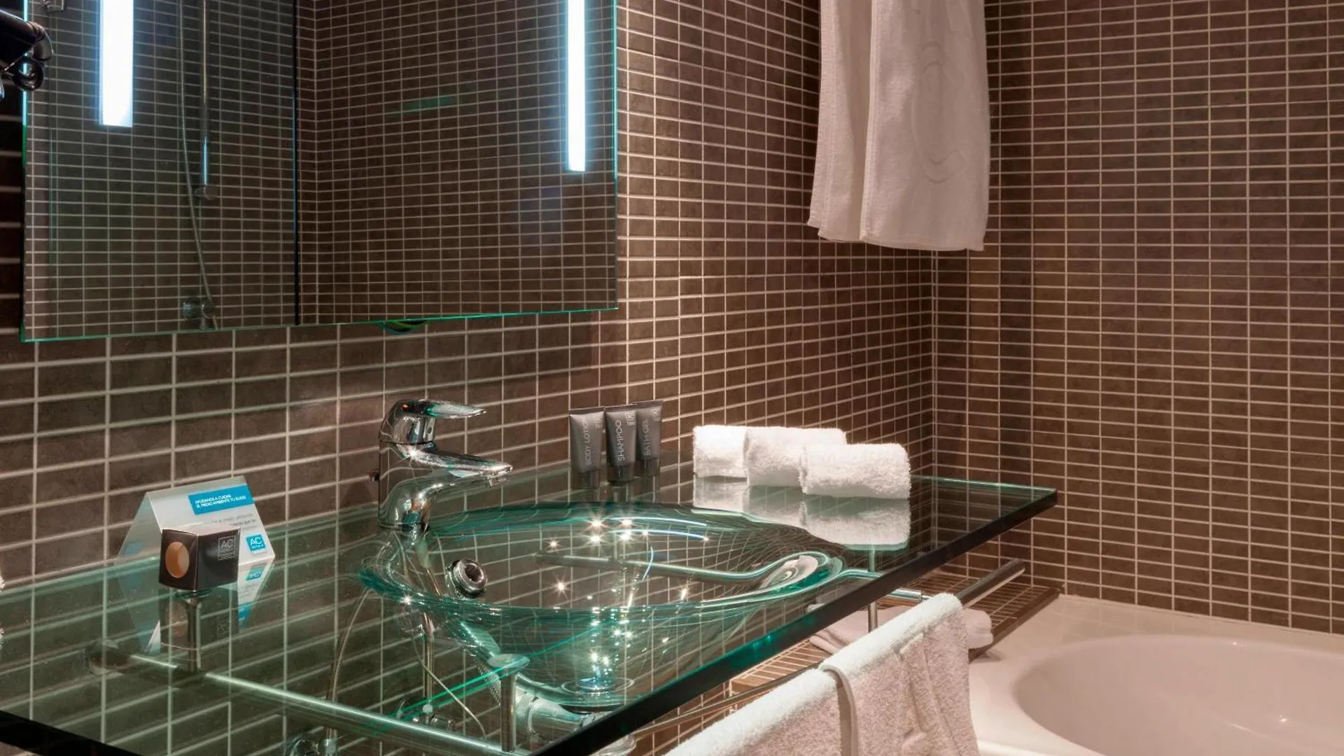 Ac Hotel By Marriott Madrid Airport Coslada