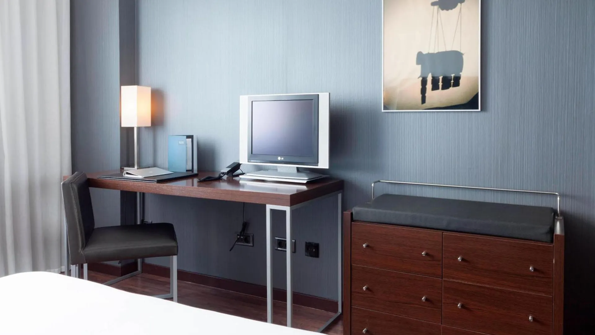 Ac Hotel By Marriott Madrid Airport Coslada