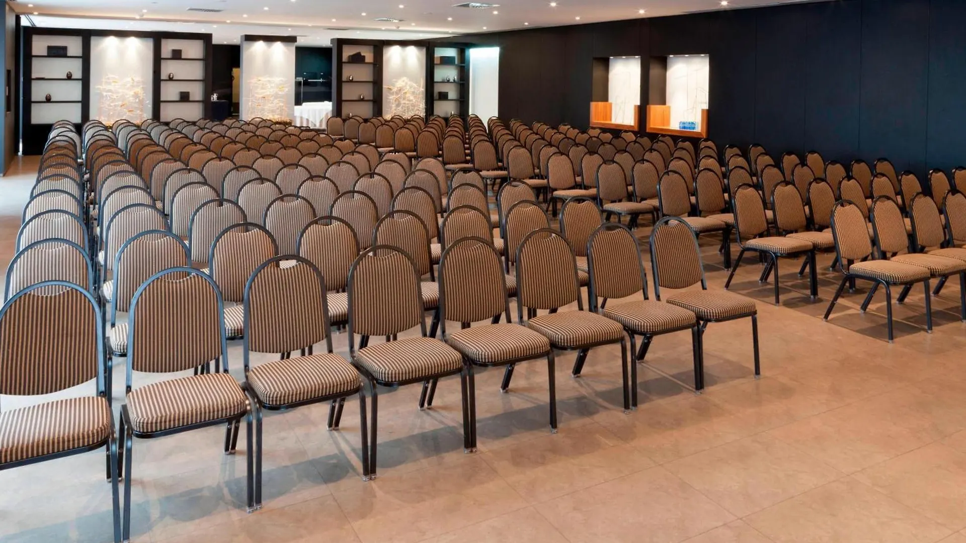 Ac Hotel By Marriott Madrid Airport Coslada