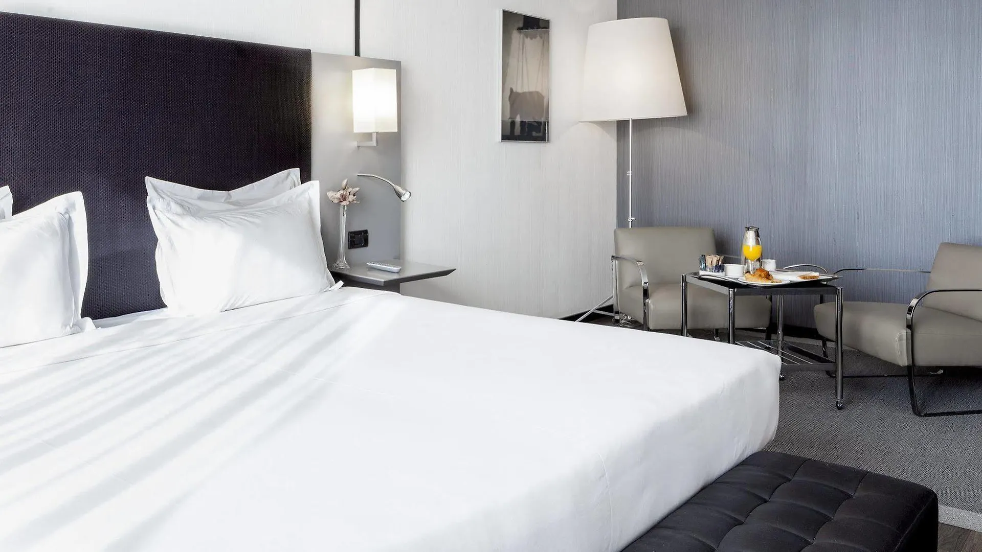Ac Hotel By Marriott Madrid Airport Coslada