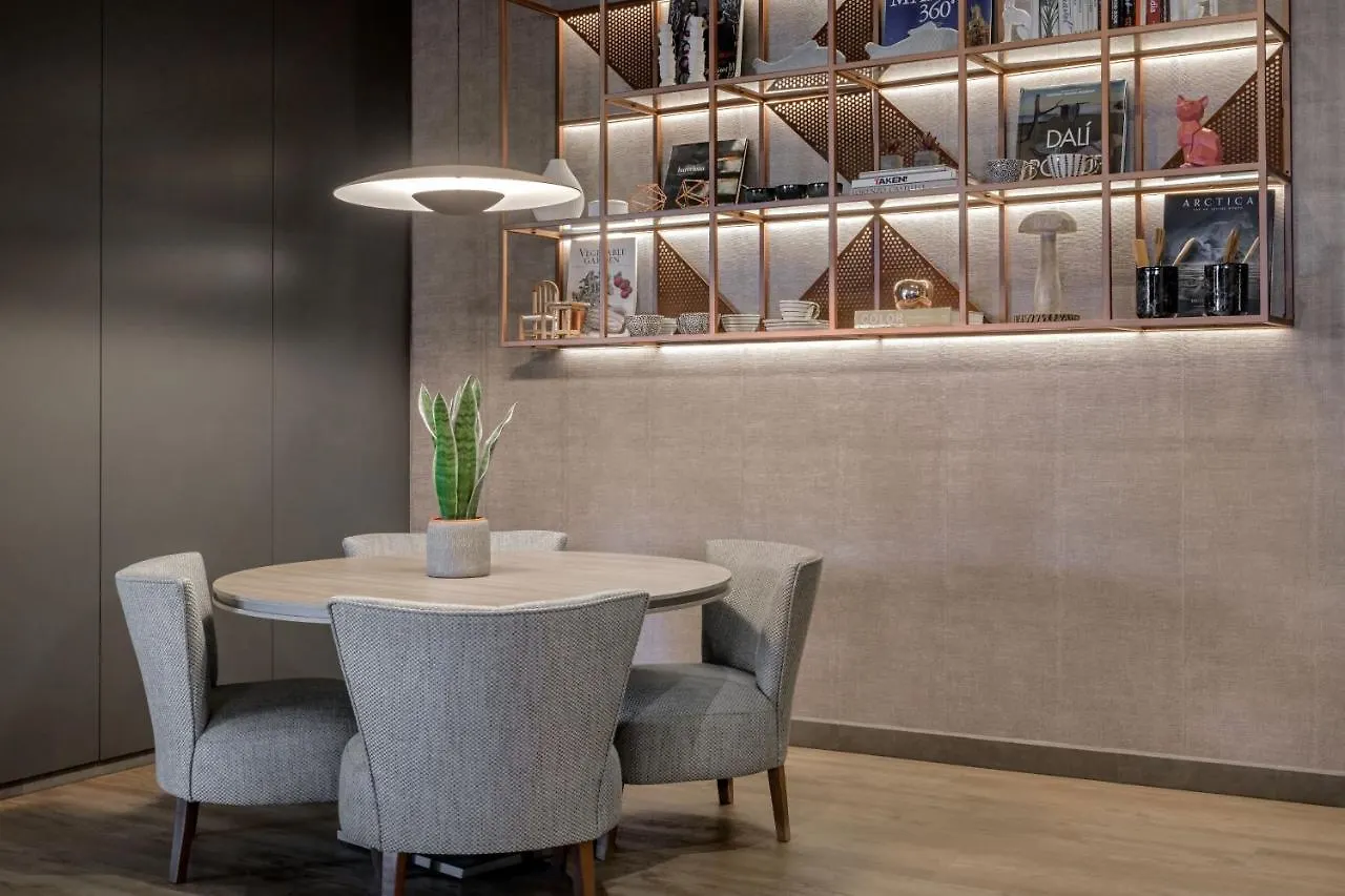 Ac Hotel By Marriott Madrid Airport Coslada