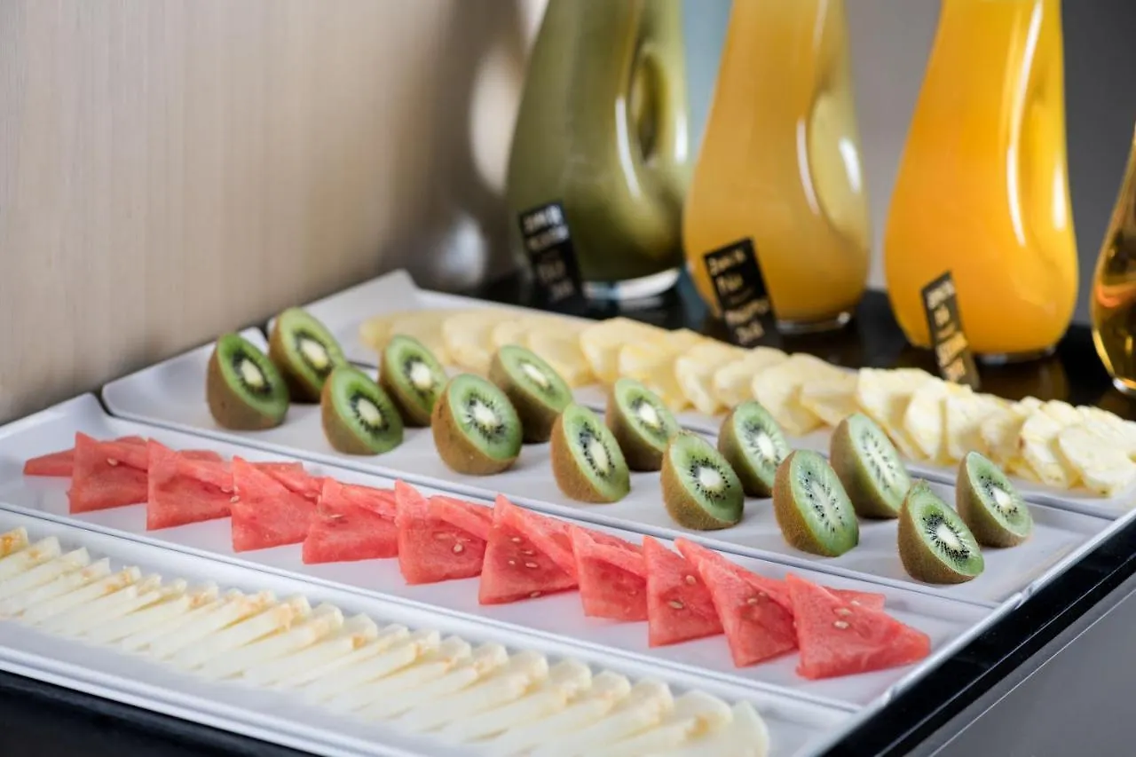Ac Hotel By Marriott Madrid Airport Coslada